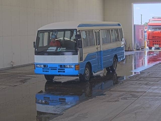 Nissan Civilian Bus