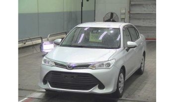 
										Toyota Corolla Fielder 2017 full									