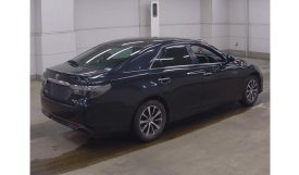 Toyota Mark X 2017