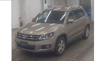 
										Volks Wagon Tiguan 2015 full									