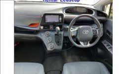 
										Toyota Sienta 2017 full									
