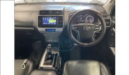 
										Toyota Land Cruiser Prado 2018 full									