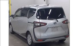 Toyota Sienta 2017