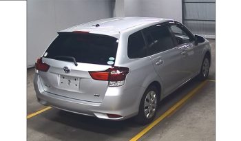 
										Toyota Corolla Fielder 2017 full									
