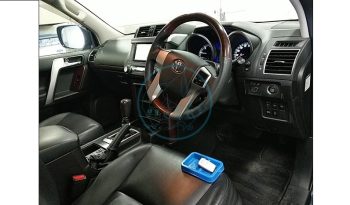 
										Toyota Land Cruiser Prado 2017 full									