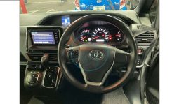 
										Toyota Noah 2017 full									