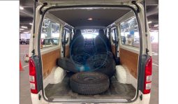 
										Toyota hiace 2017 full									