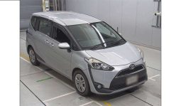 Toyota Sienta 2017