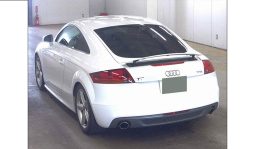 Audi TT 2011