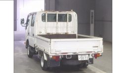 
										Toyota Dyna 2017 full									