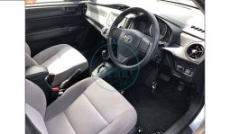 
										Toyota Corolla Axio 2017 full									