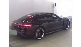 Porsche taycan turbo 2021