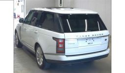 
										Land Rover Range Rover Vogue 2015 full									