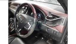 
										Toyota harrier 2017 full									