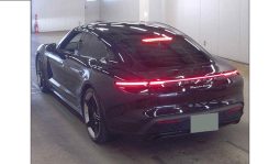 
										Porsche taycan turbo 2021 full									