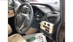 
										Toyota noah 2017 full									