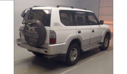 
										Toyota Land Cruiser Prado 2000 full									