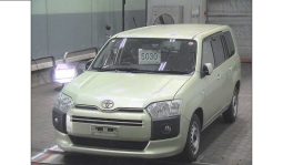 
										Toyota Probox 2017 full									