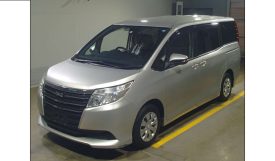 Toyota noah 2017