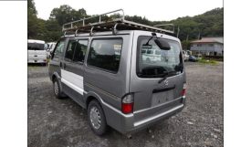 Mazda bongo van 2017