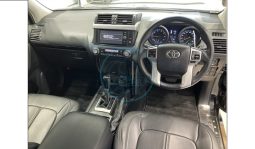 
										Toyota Land Cruiser Prado 2017 full									