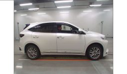 Toyota harrier 2017