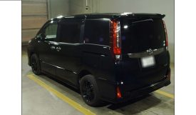 Toyota noah 2017