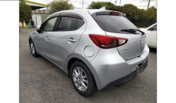 
										Mazda Demio 2017 full									