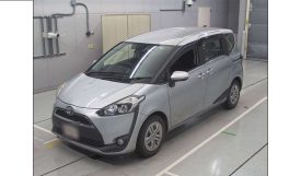 Toyota Sienta 2017